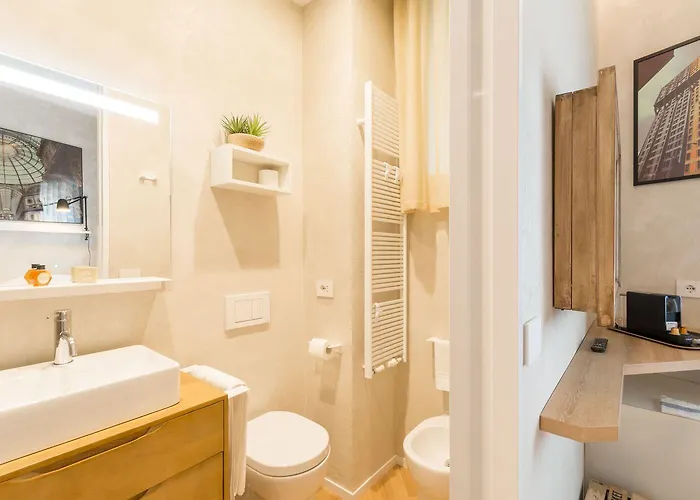 Duomo Deluxe 3* Milano