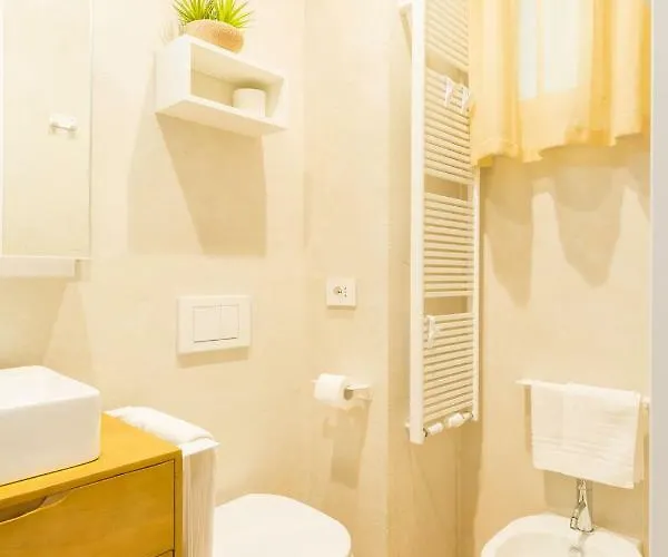 Duomo Deluxe 3* Milano